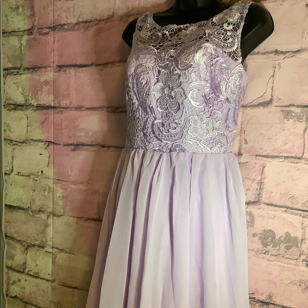 Ellames special occasion dress. Let purple. Sz 4